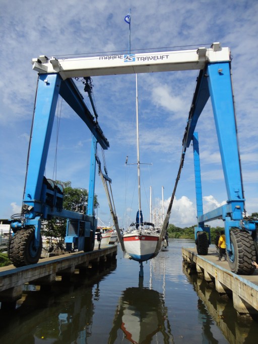 The Hedwig getting lowered into the harbor