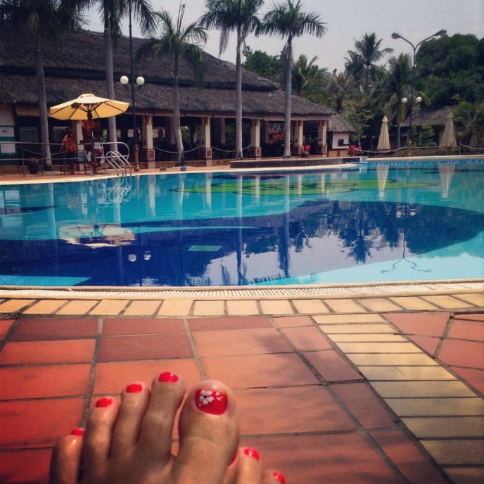 Lazy afternoon at Vanh Tanh Swimming Pool