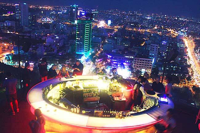 Happy Hour Sky bar in Ho Chi Minh City